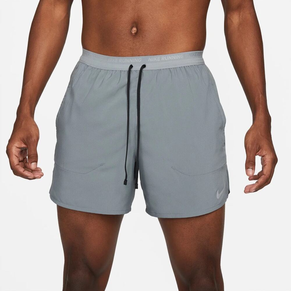 Nike Stride 5” Dri-FIT Running 7" Shorts Mens Size M Gray Pockets DM4755-084